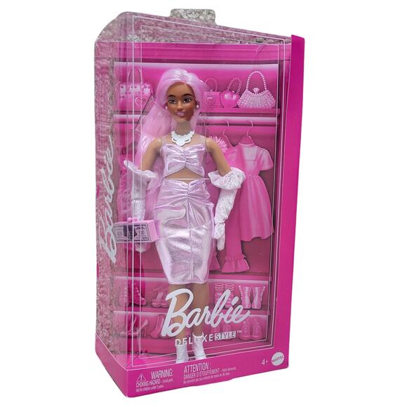 2024 Barbie Deluxe Style Doll #1 Barbiecore Outfit Pink Hair Glossy Pink Dress - Picture 3 of 3